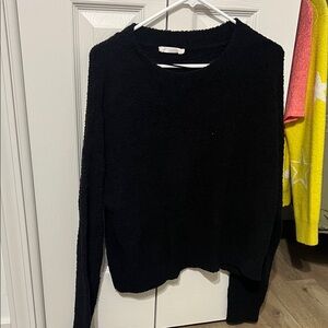 Double Zero Women's Black Crew Neck Sweater